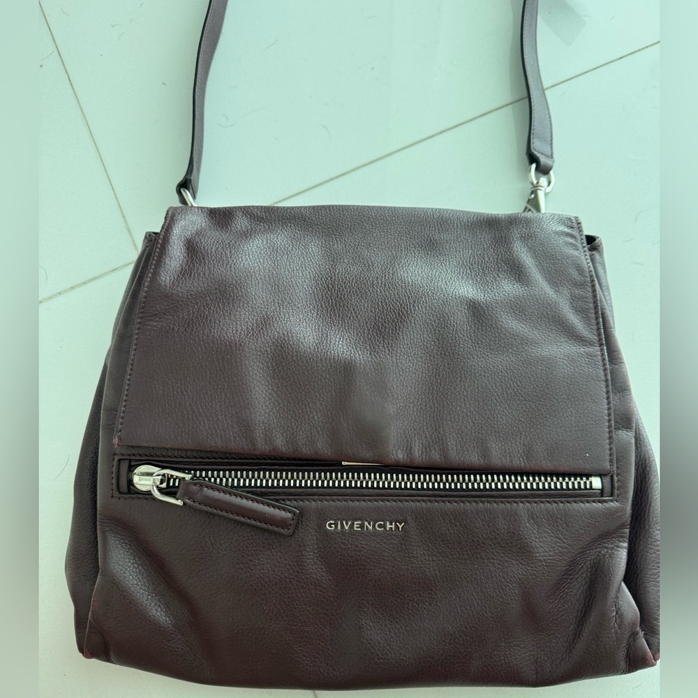 Authentic Givenchy Pandora Pure shoulder bag